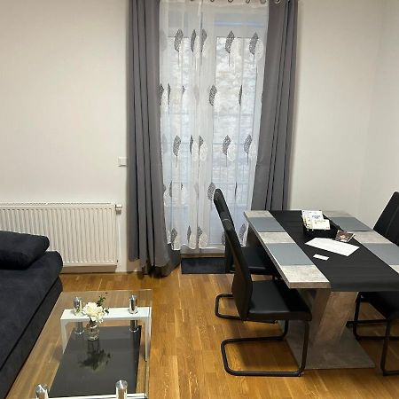 Paky Appartements 00322 브루크 안 데어 라이타 외부 사진